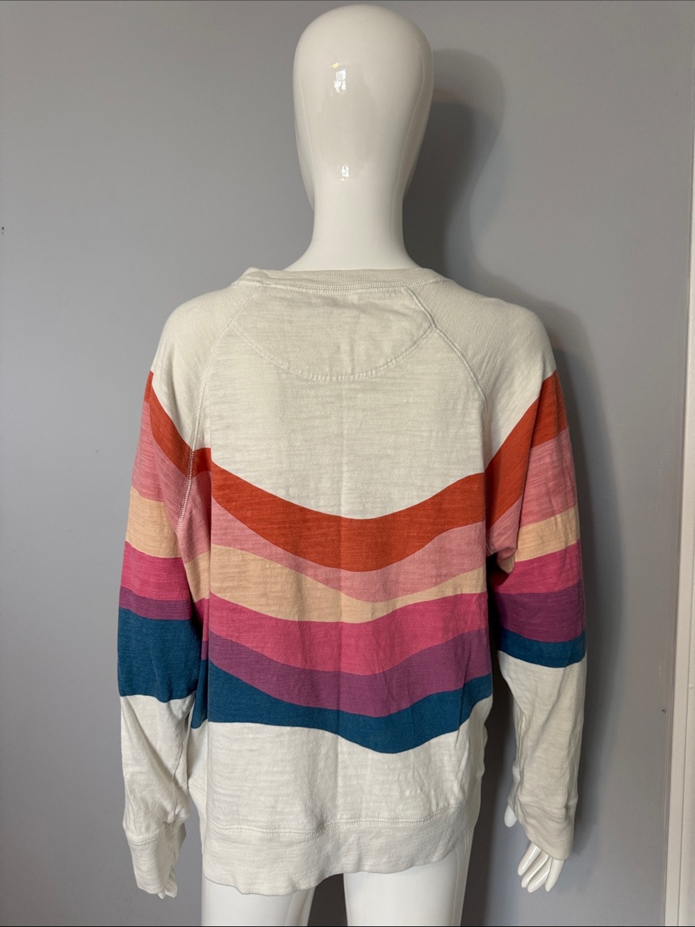 Faherty Sunwashed Slub Crewneck Soleil Sunset Waves Sweatshirt - Picture 4 of 6
